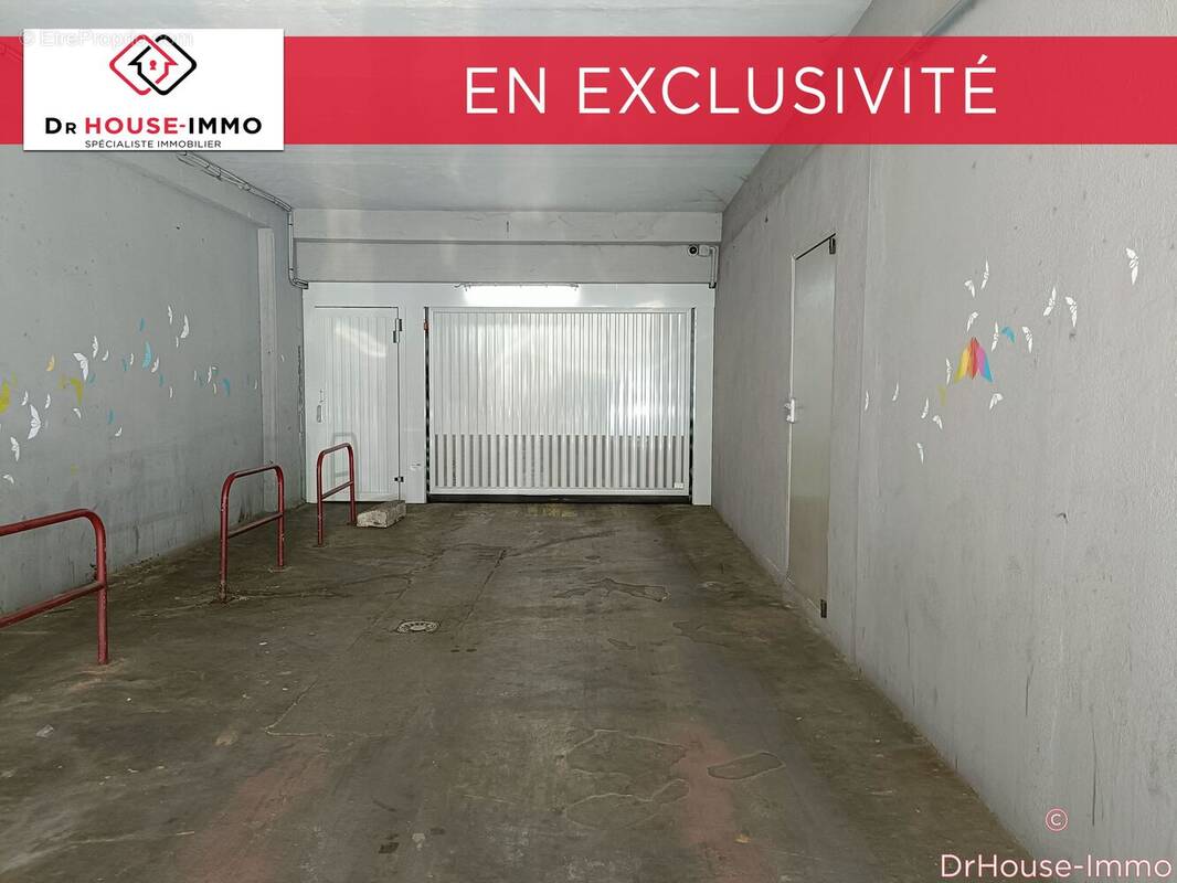 Parking à MARSEILLE-3E