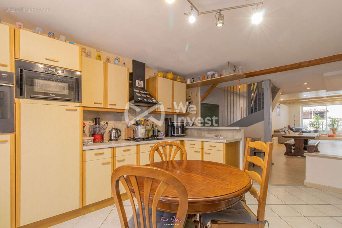 Maison 146 m² à Chavigny  - photo 9