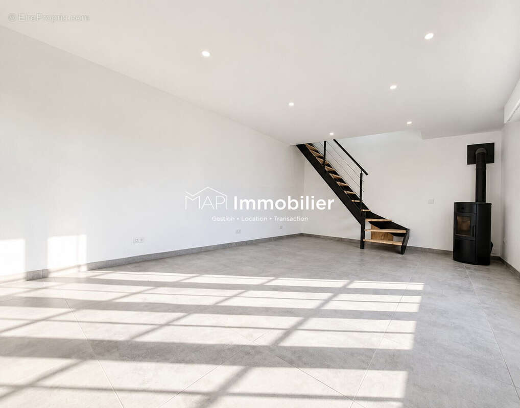 Maison 137 m² à Caudan  - photo 4