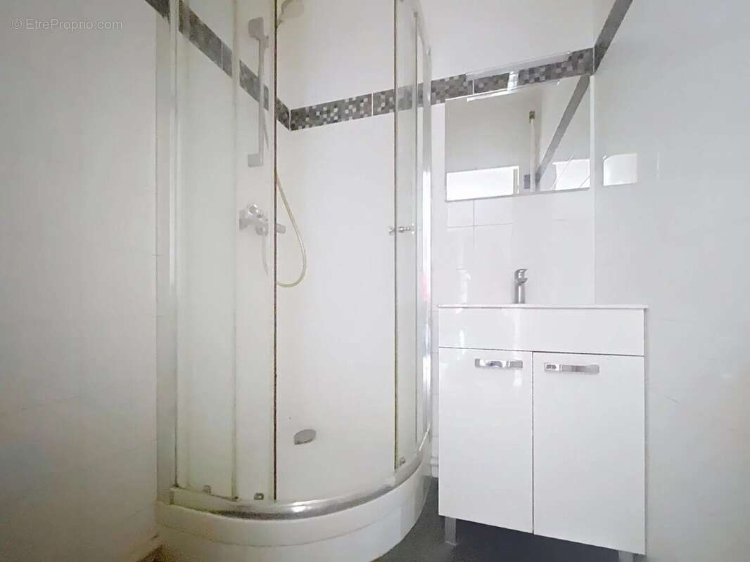 Appartement à SAINT-MAUR-DES-FOSSES