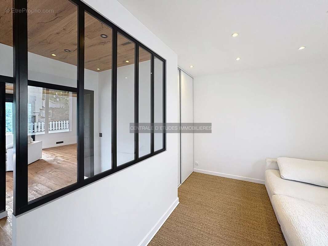 Maison à LES ADRETS-DE-L'ESTEREL