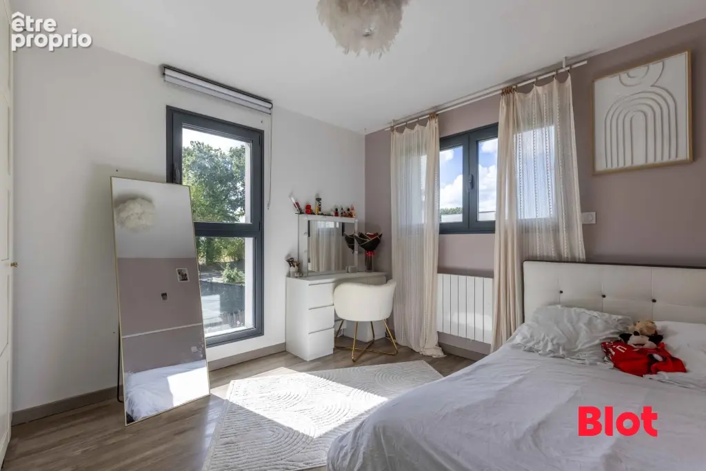Maison 7 pièces 140 m² à vendre à Thorigne-Fouillard (35235) - photo 7