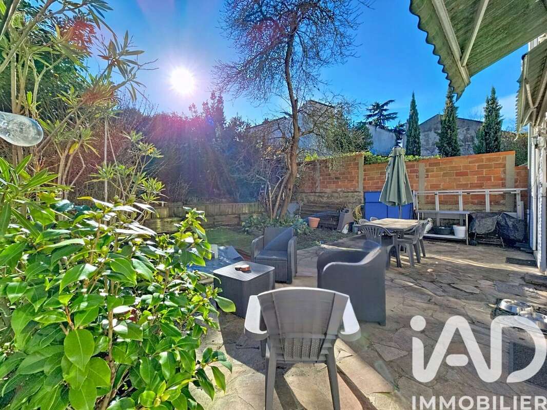 Photo 4 - Maison à SURESNES