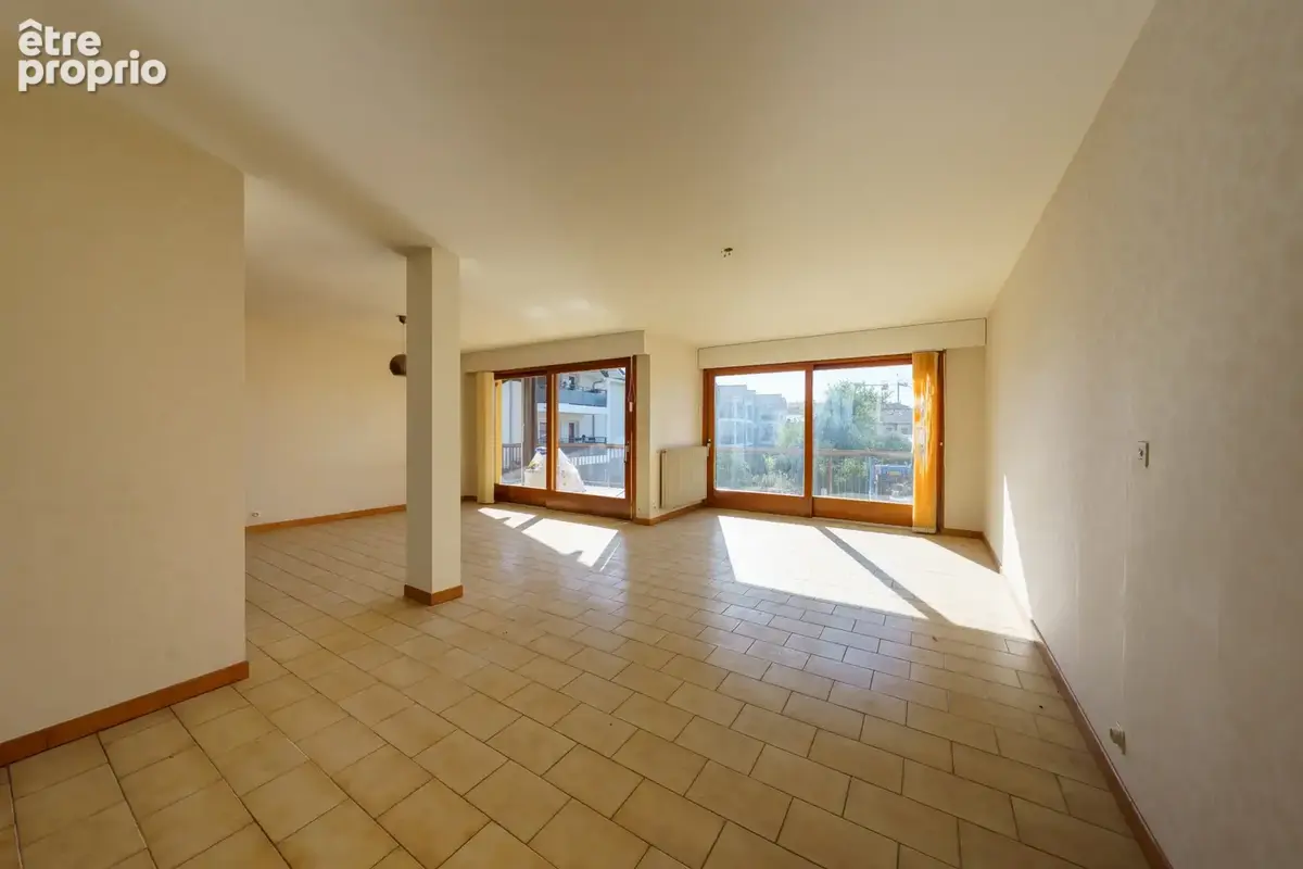 Thonon-les-Bains - Appartement 3 pièces de 117m2 avec terrasse - photo 1