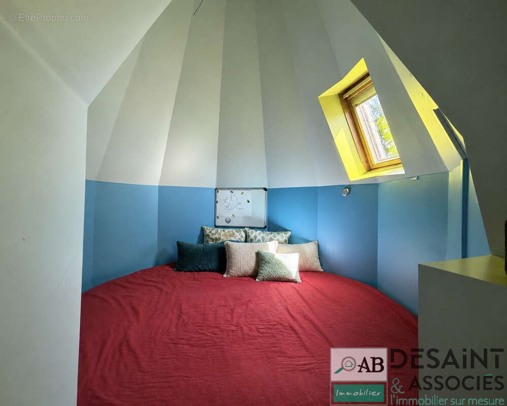 Maison à COUPVRAY