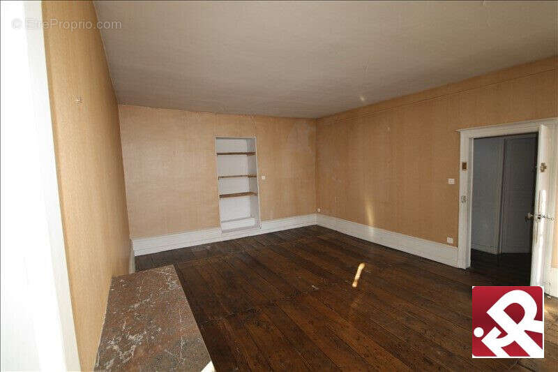 Maison à SAINT-VAURY