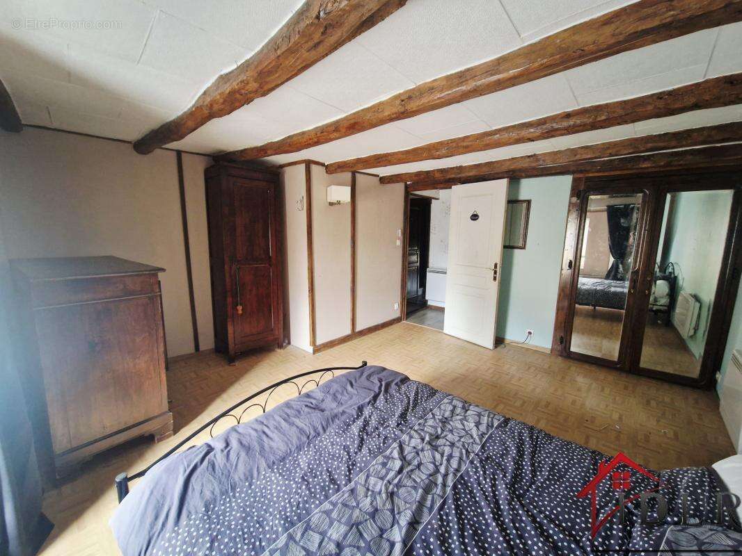 Maison à SAVIGNY