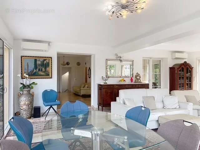 Maison à CANNES