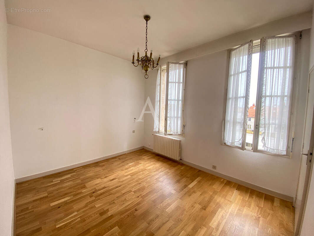 Appartement d'exception au coeur de Rochefort - 4 pièces - 139,20 m² - photo 11