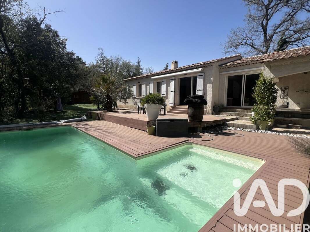 Photo 2 - Maison à NANS-LES-PINS