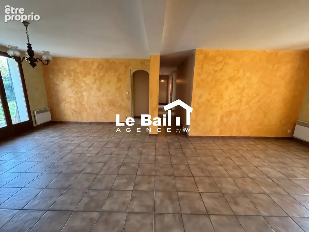 Maison 8 pièces 137 m² à vendre à Osny (95520) - photo 7