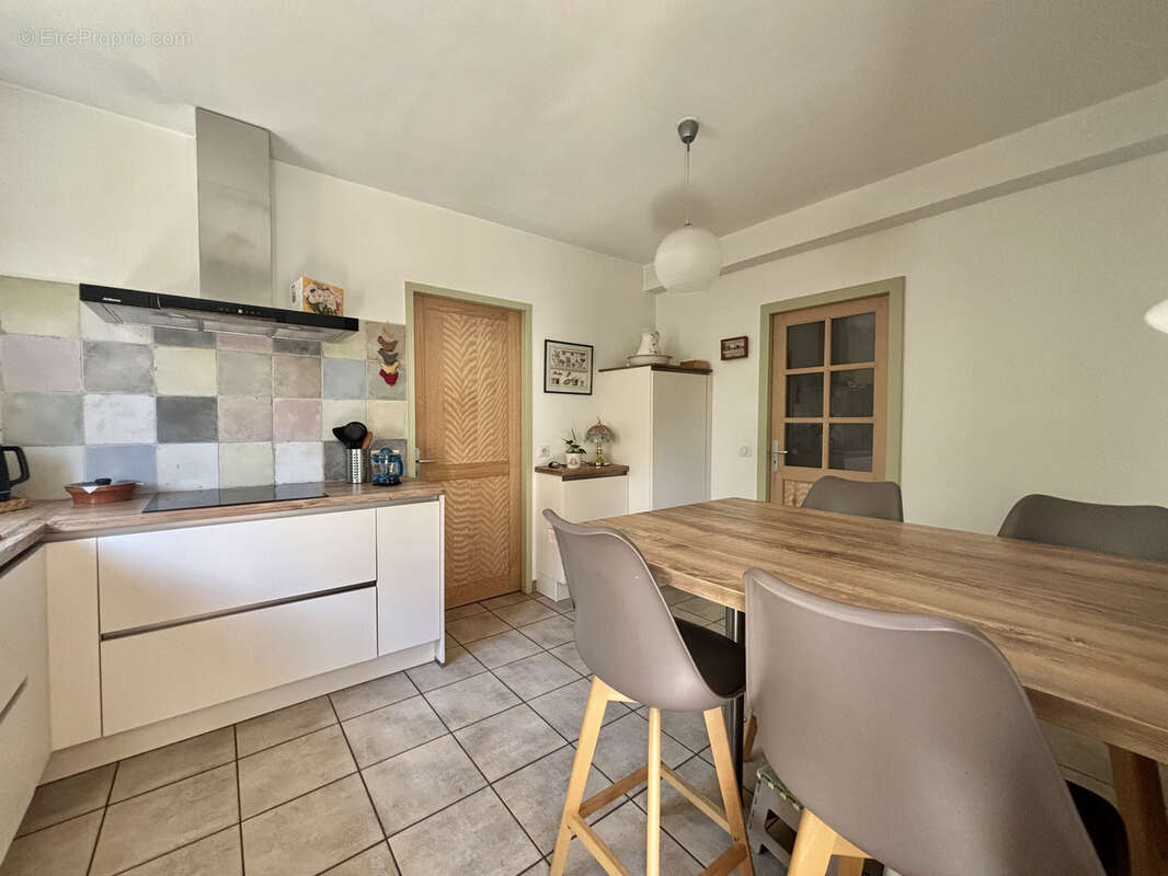 Maison à PORTES-LES-VALENCE