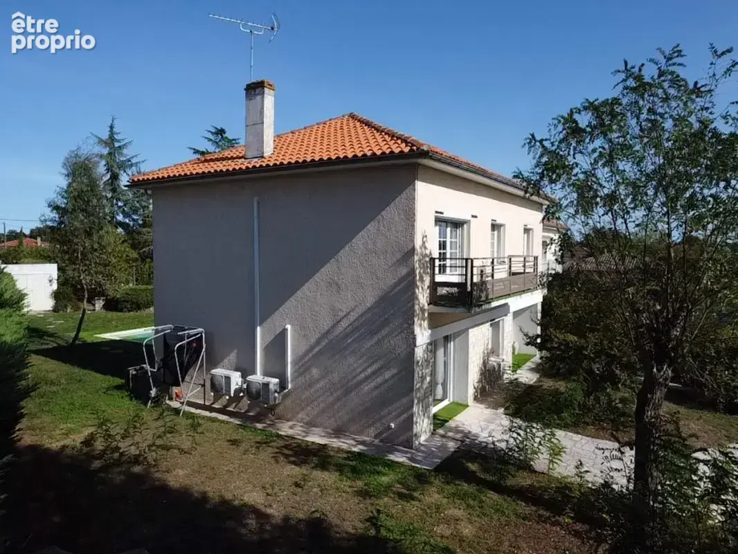 Maison 133 m² à Saint-Yrieix-Sur-Charente  - photo 17