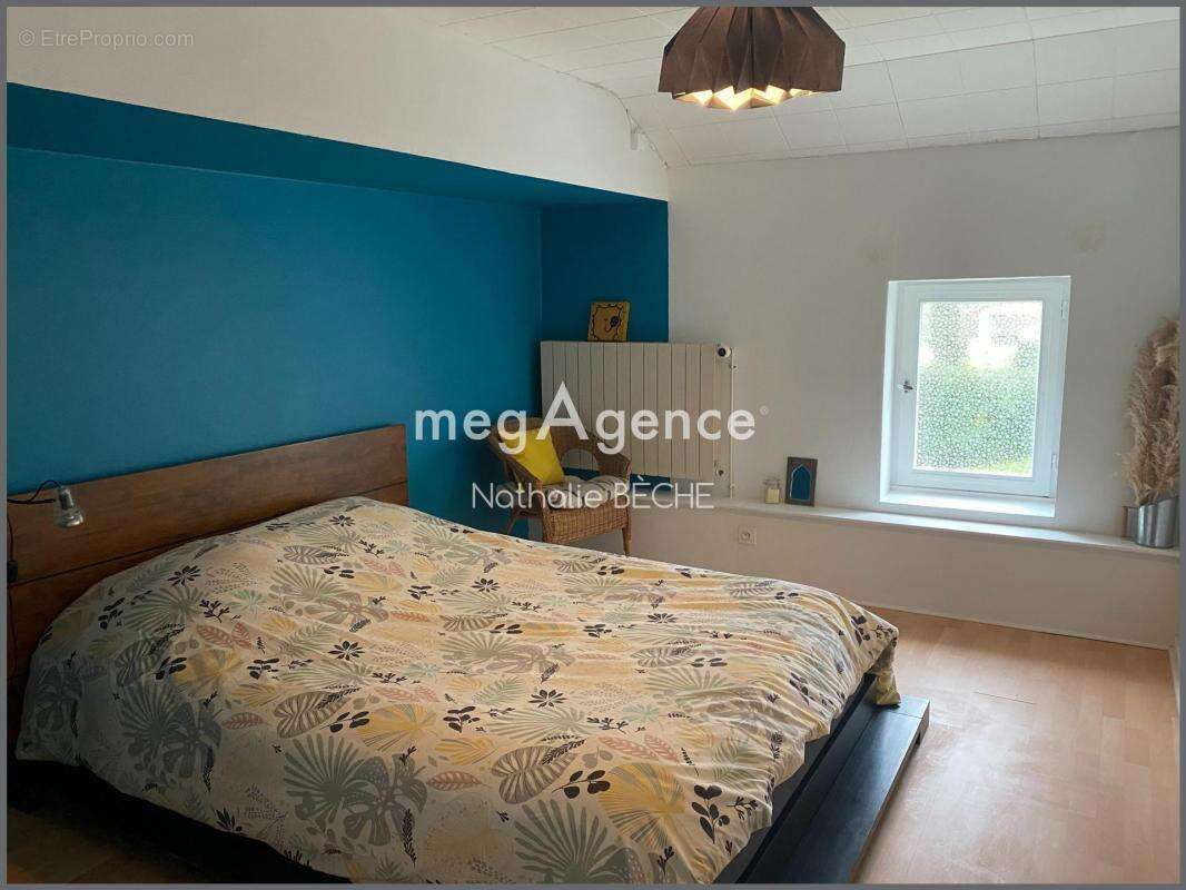 Maison à SAINT-CIERS-SUR-GIRONDE