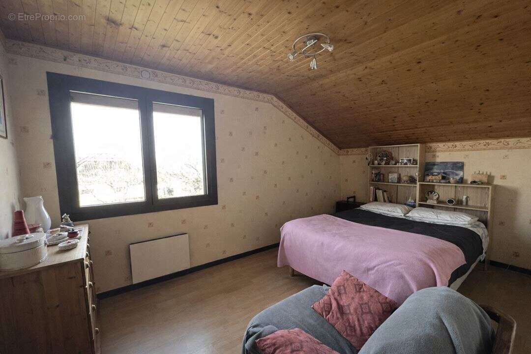 Maison 219 m² à Villaz  - photo 9