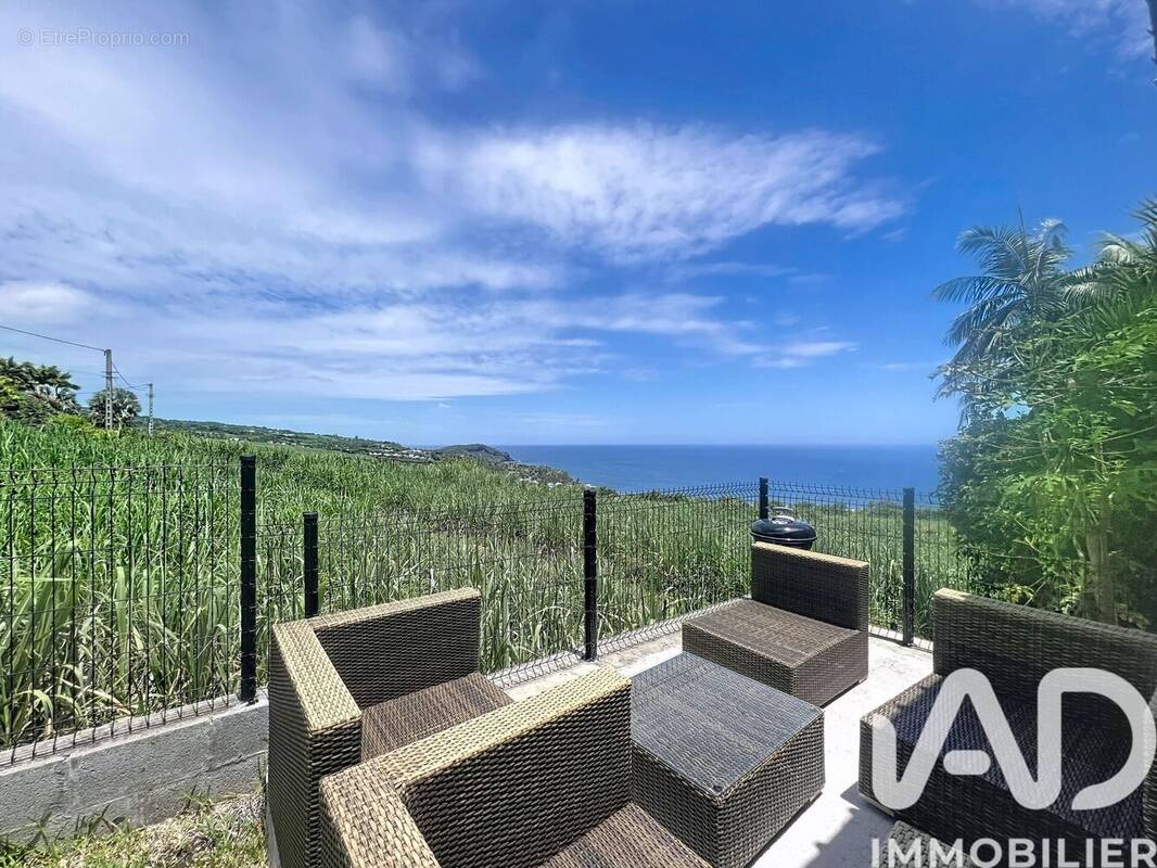 Photo 1 - Maison à SAINT-PIERRE