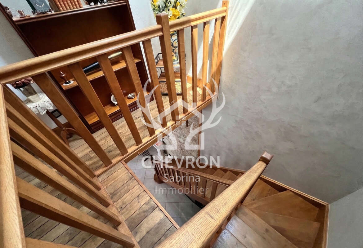 Appartement à CHARLEVILLE-MEZIERES