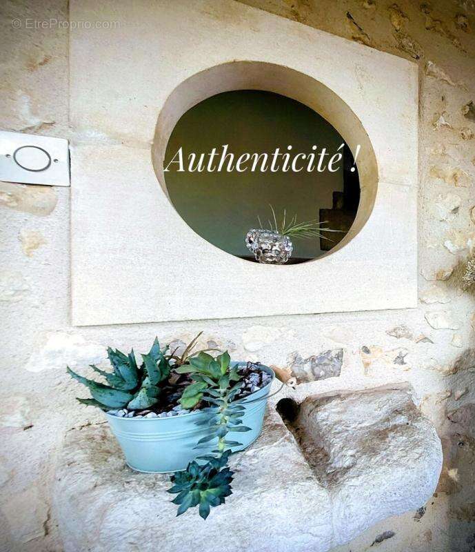 Maison à ROUFFIGNAC-SAINT-CERNIN-DE-REILHAC