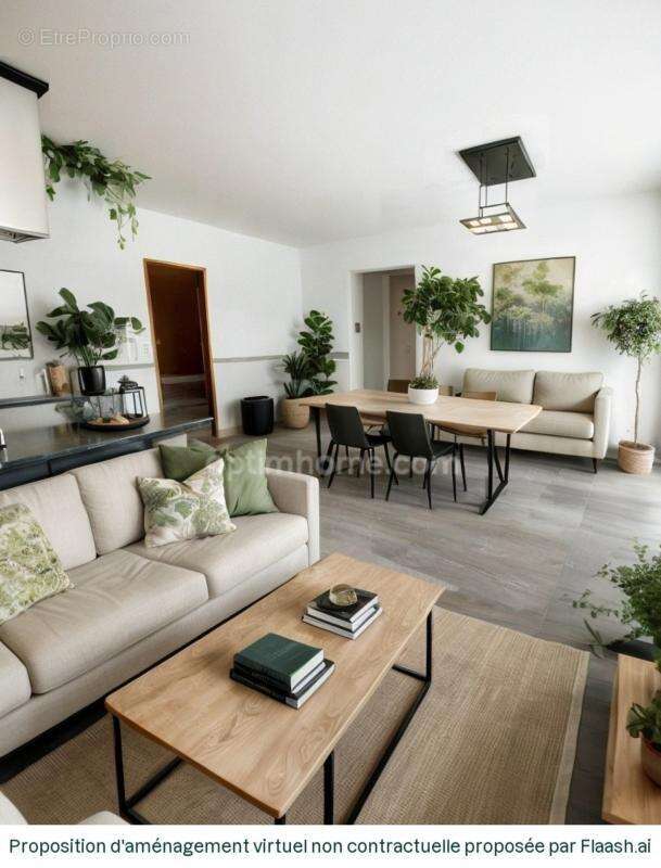 Maison 8 pièces à rénover de 200 m² avec permis accepté pour création de 2 logements – Moulidars (16290) - photo 5