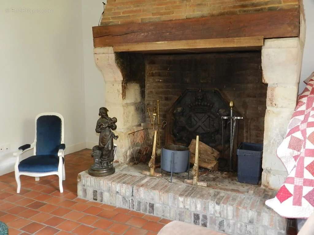 Maison à SAINT-PIERRE-SUR-DIVES