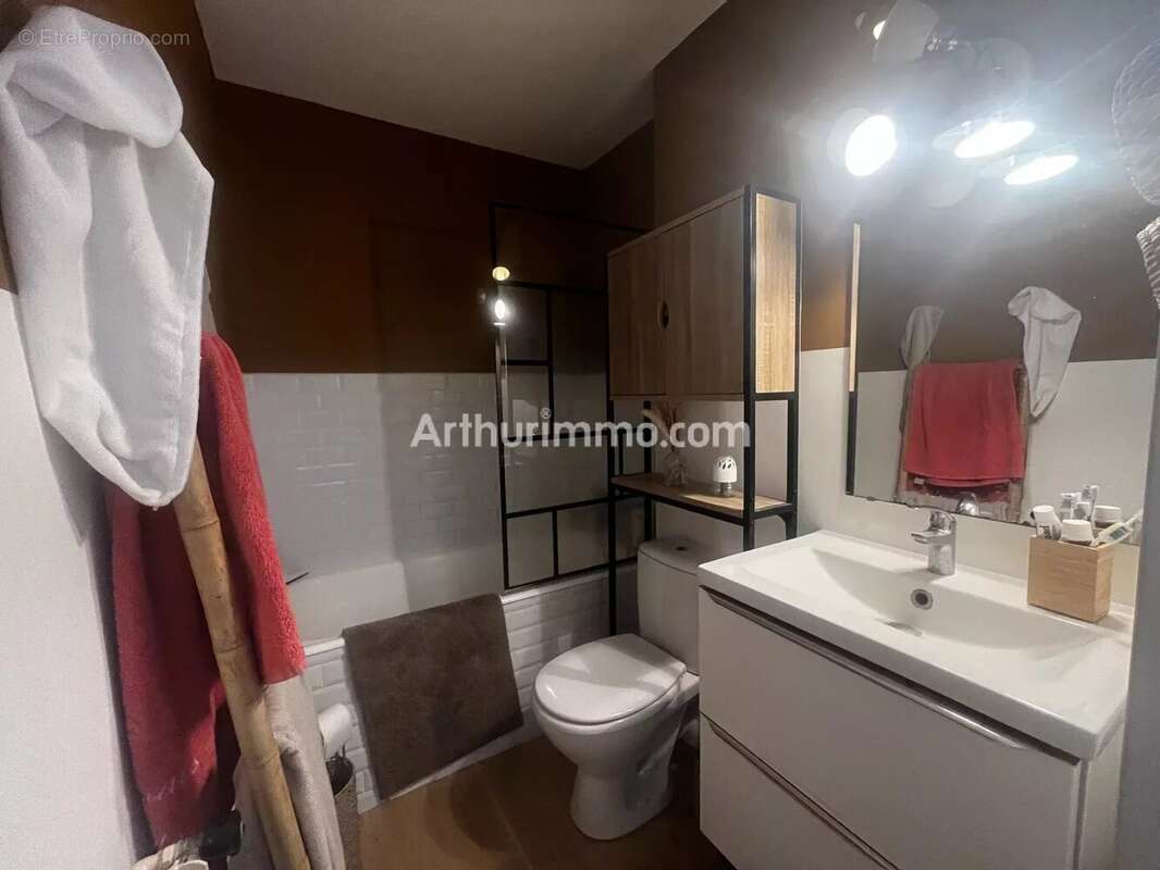 Appartement à LONS-LE-SAUNIER