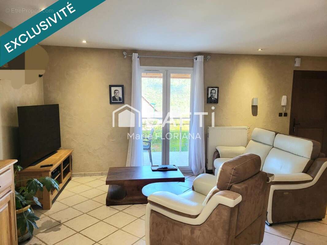 Photo 5 - Maison à LAVANCIA-EPERCY