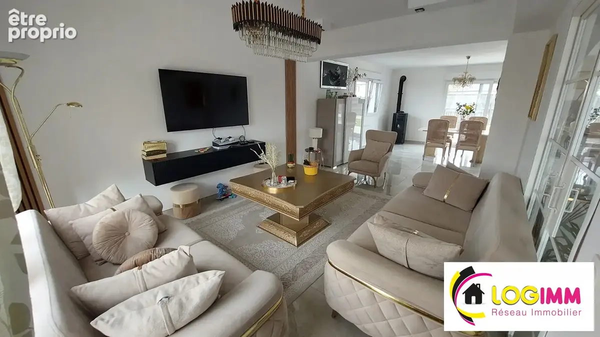 Maison 5 pièces 141 m² à vendre à Douchy-Les-Mines (59282) - photo 6