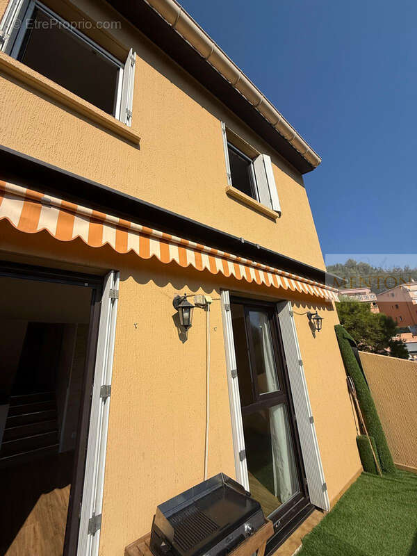 Appartement à MENTON