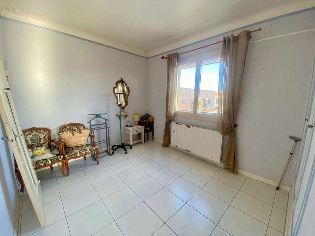 AGDE - Splendide Maison de 168m² à Agde, Proche de Toutes les Commodités - photo 11
