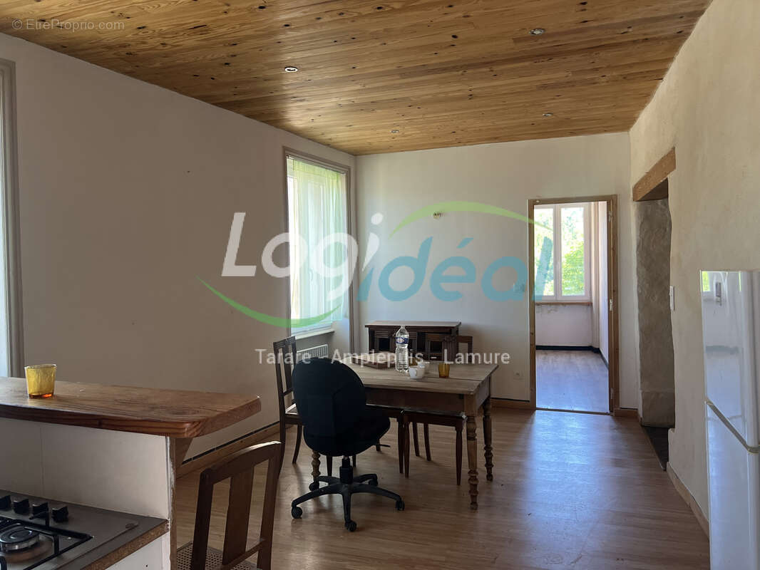 Appartement 79 m² à Regny  - photo 2