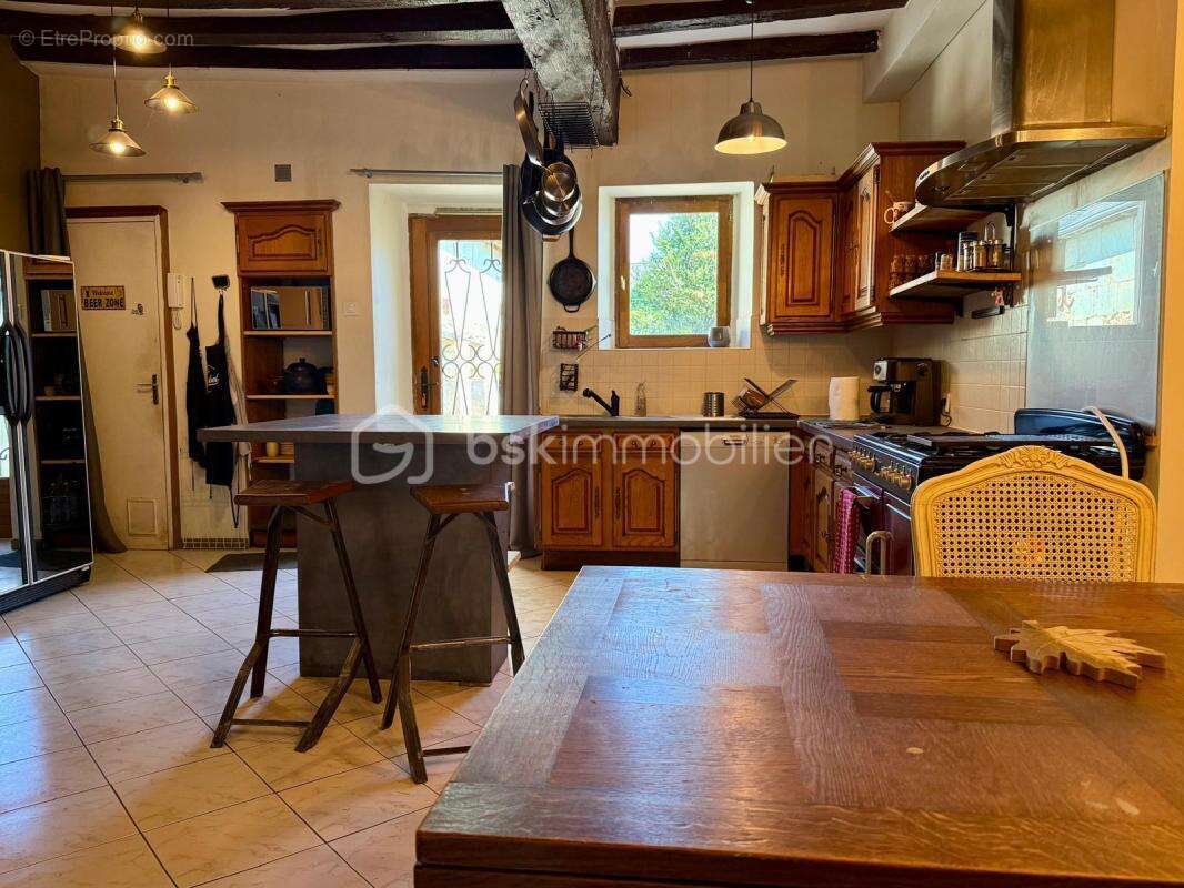 Maison de bourg, familiale - 3 chambres, possibilité 4 - Potentiel d'agrandissement - photo 7