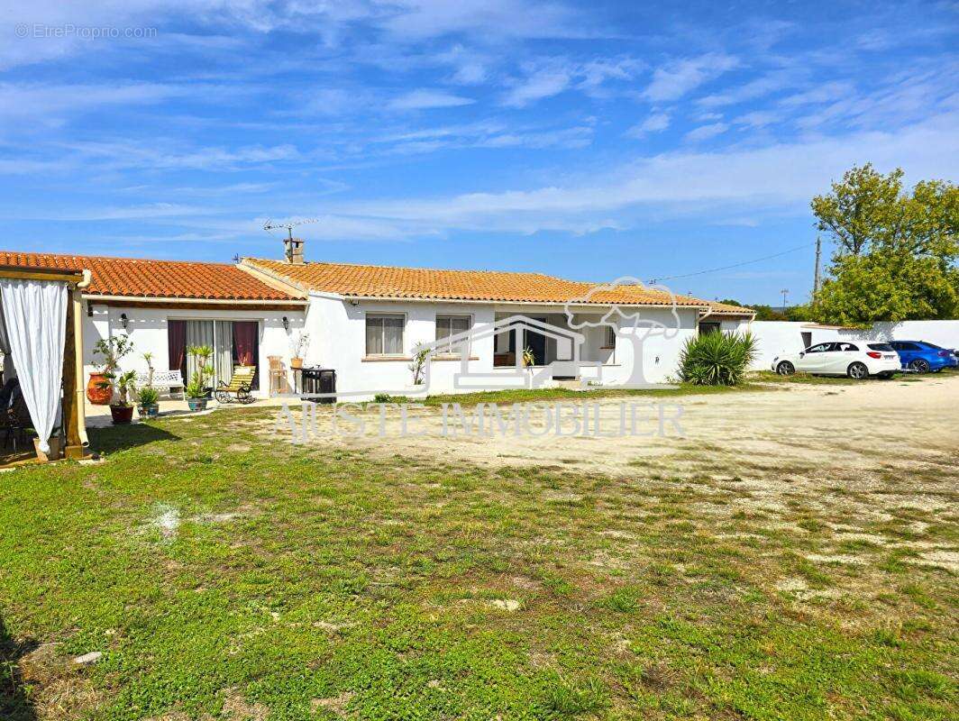 Maison à SAINT-VICTORET