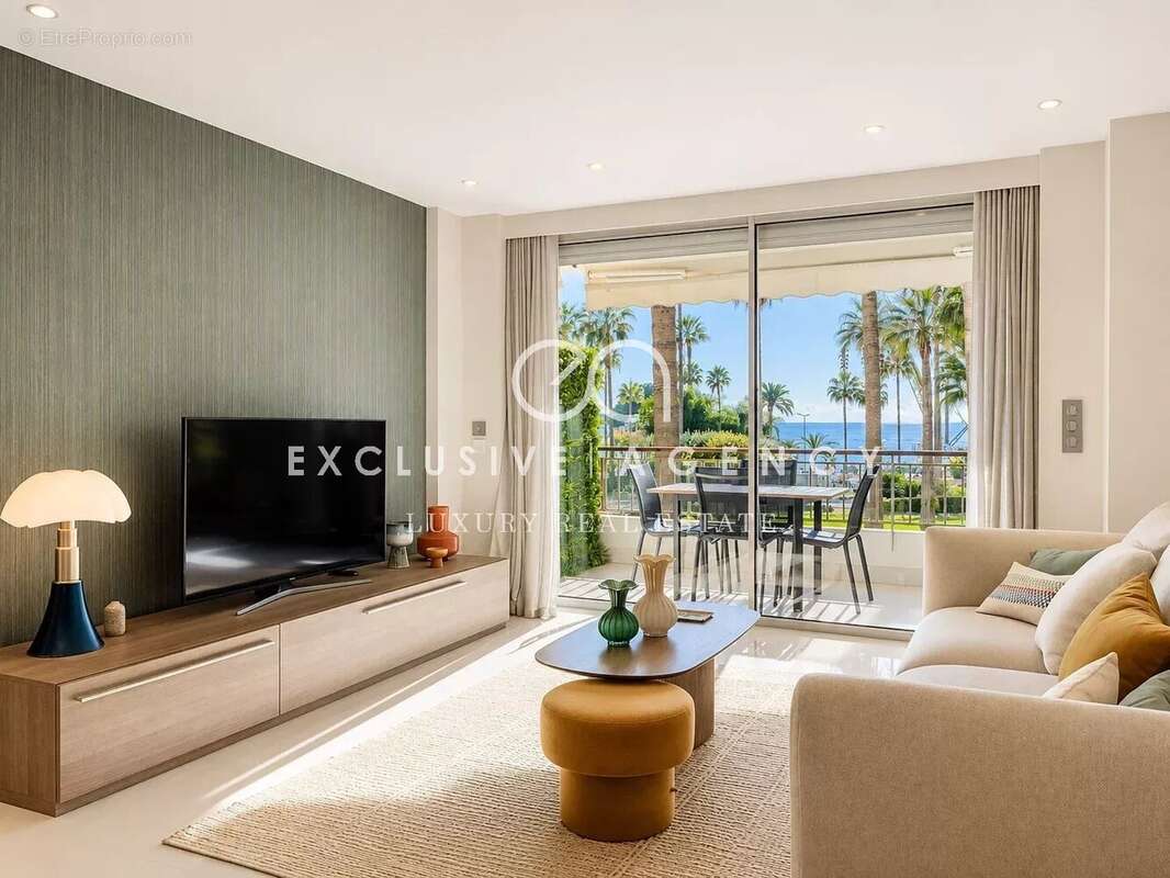 Cannes Croisette 3 pièces de 82m² rénové  vue mer - photo 3