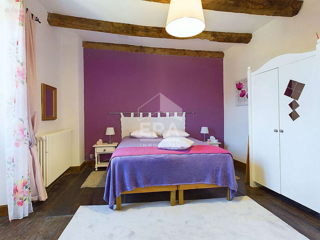 Autre à LA SALVETAT-PEYRALES