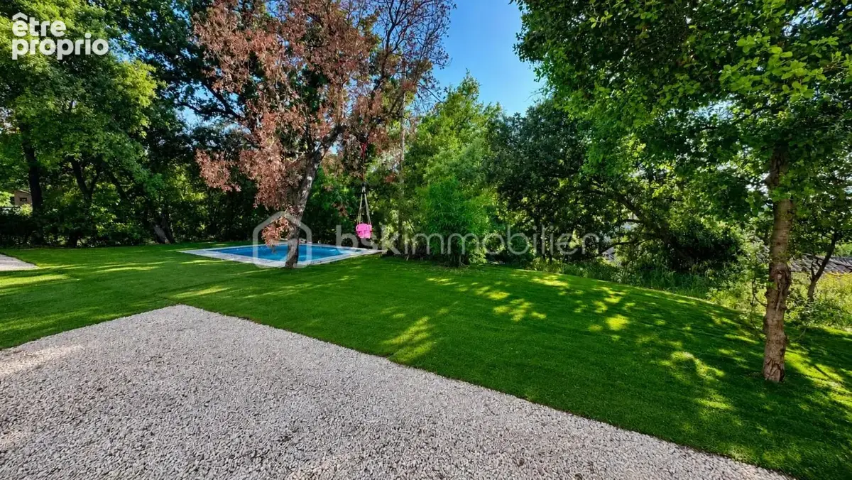 Achat d'une Villa contemporaine RT 2012 de plain-pied – 130 m² habitables + 130 m² aménageables – Piscine – Terrain 1 500 m² - photo 2