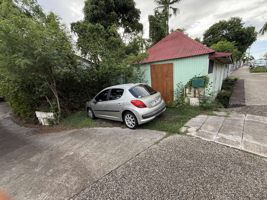 Terrain à L'ETANG-SALE