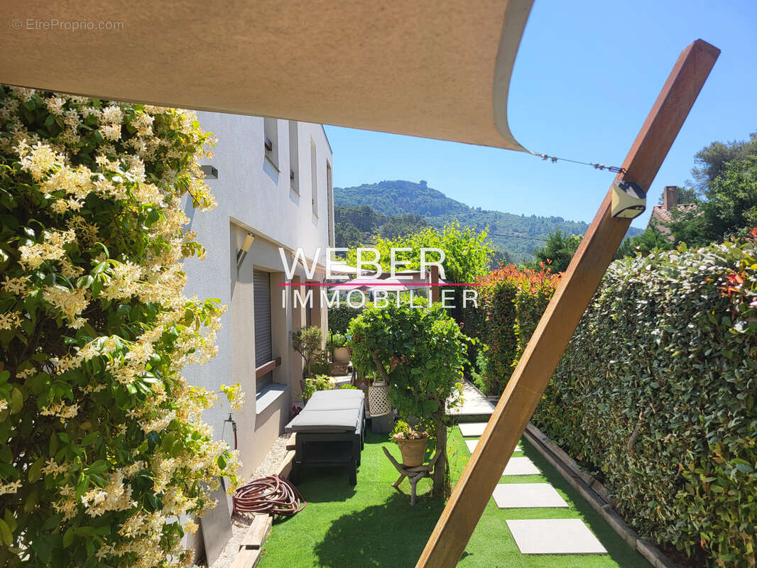 SAINTE ANNE D'EVENOS - Maison 140 m2 - T2 - Piscine - photo 18