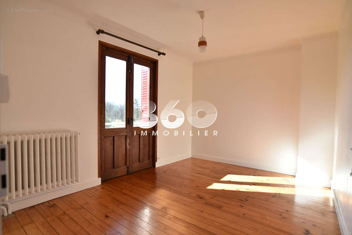 Maison à DRUMETTAZ-CLARAFOND