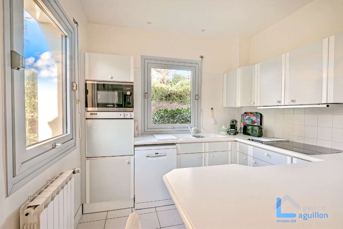 Belle villa d'architecte proche tous commerces dans impasse au calme - photo 8