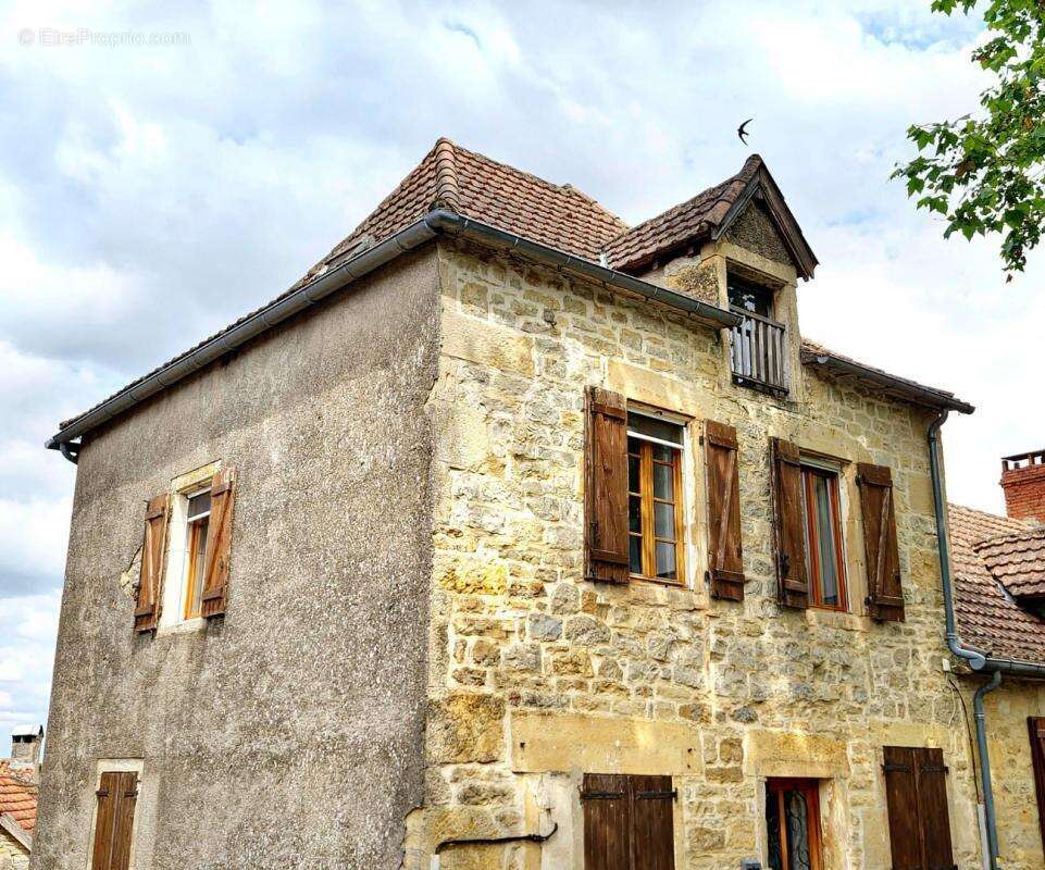 Maison à PARISOT