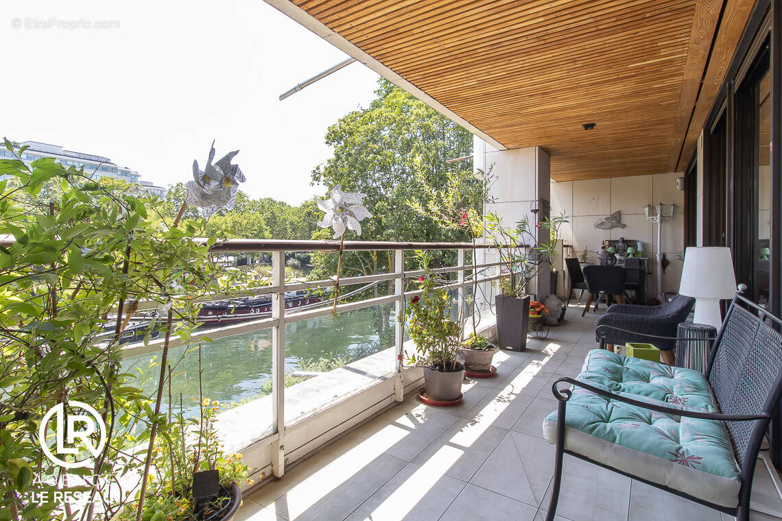 Appartement à LEVALLOIS-PERRET