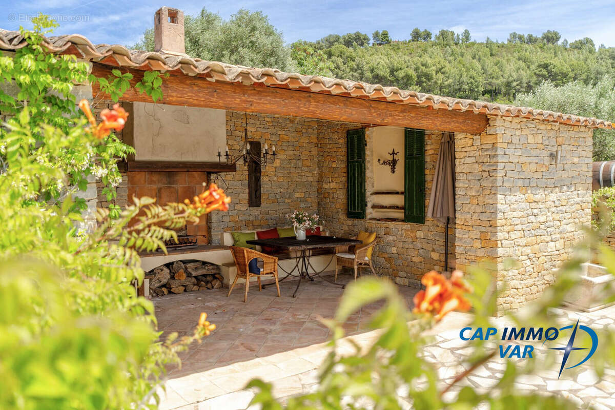 Maison à LA CADIERE-D'AZUR
