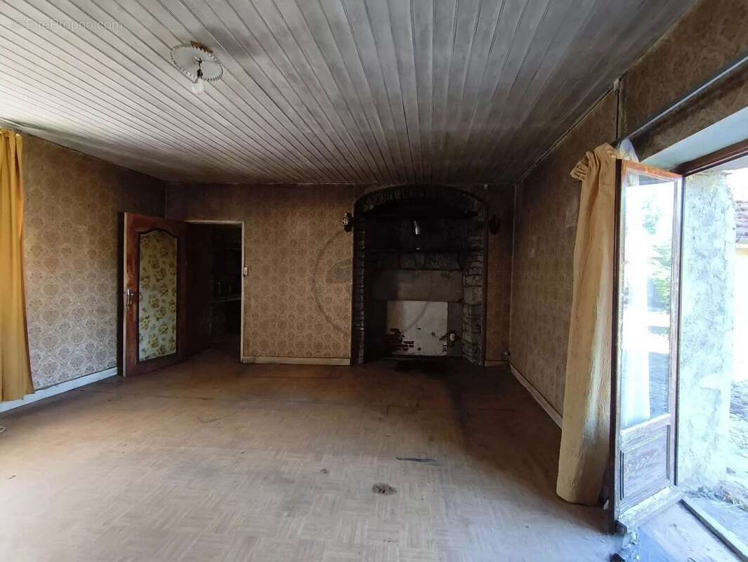 Maison à RAHON