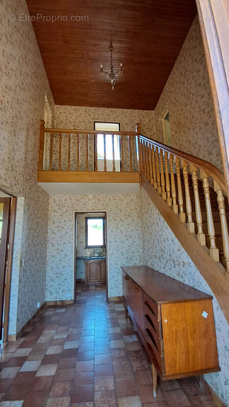 Maison traditionnelle sur sous-sol total proche centre ville - photo 6