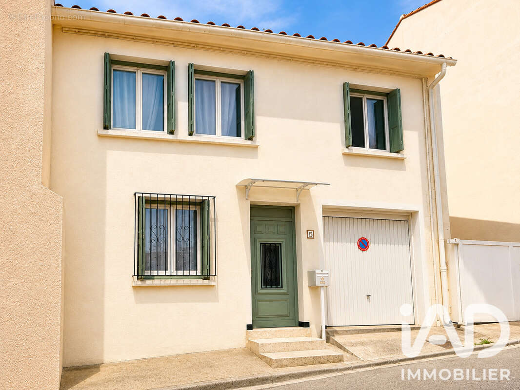 Maison 111 m² à Villeneuve-De-La-Raho  - photo 2