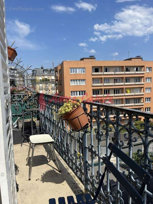 Appartement à PARIS-11E