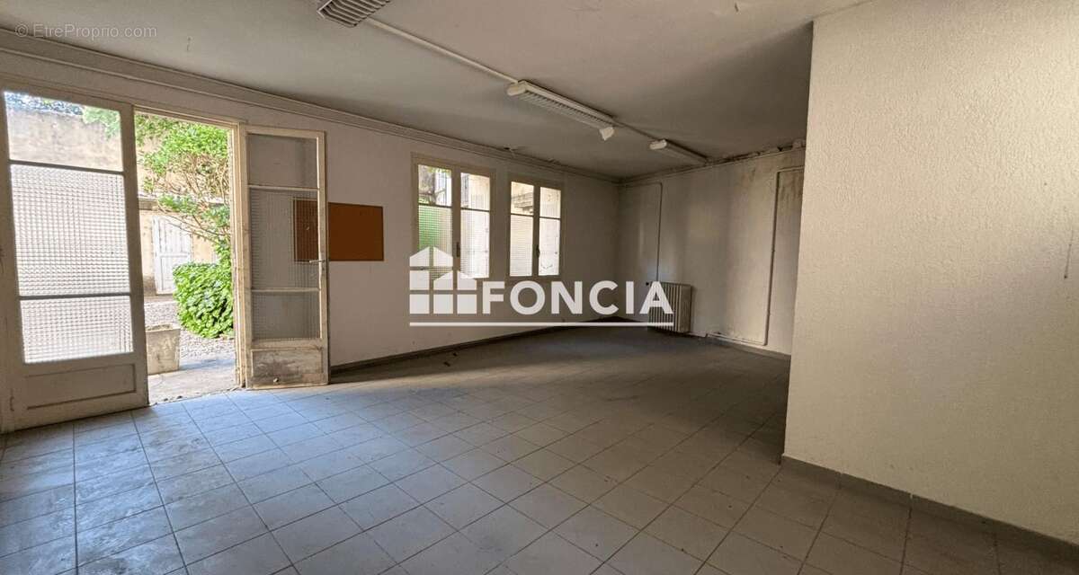 Avignon Saint-Ruf – Local professionnel de 54 m², idéal professions libérales - photo 3