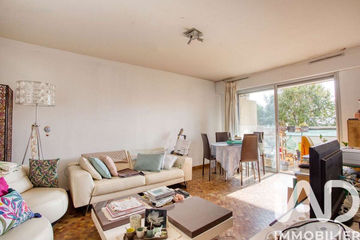 Photo 2 - Appartement à FREJUS