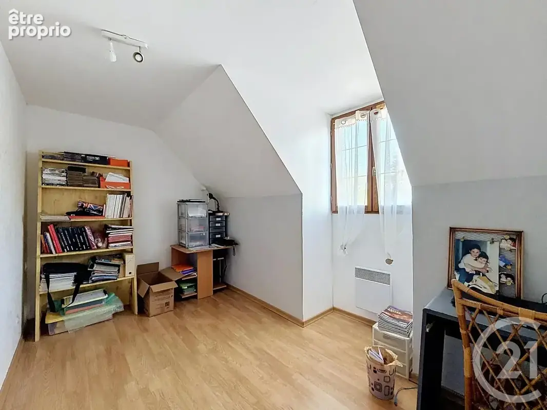 Maison 5 pièces 113 m² à vendre à Saint-Julien-Les-Villas (10800) - photo 7