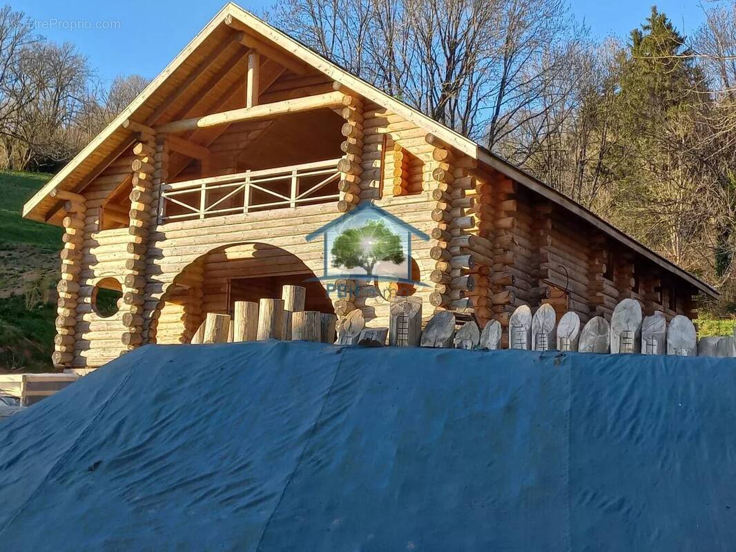 Maison à LA BOURBOULE